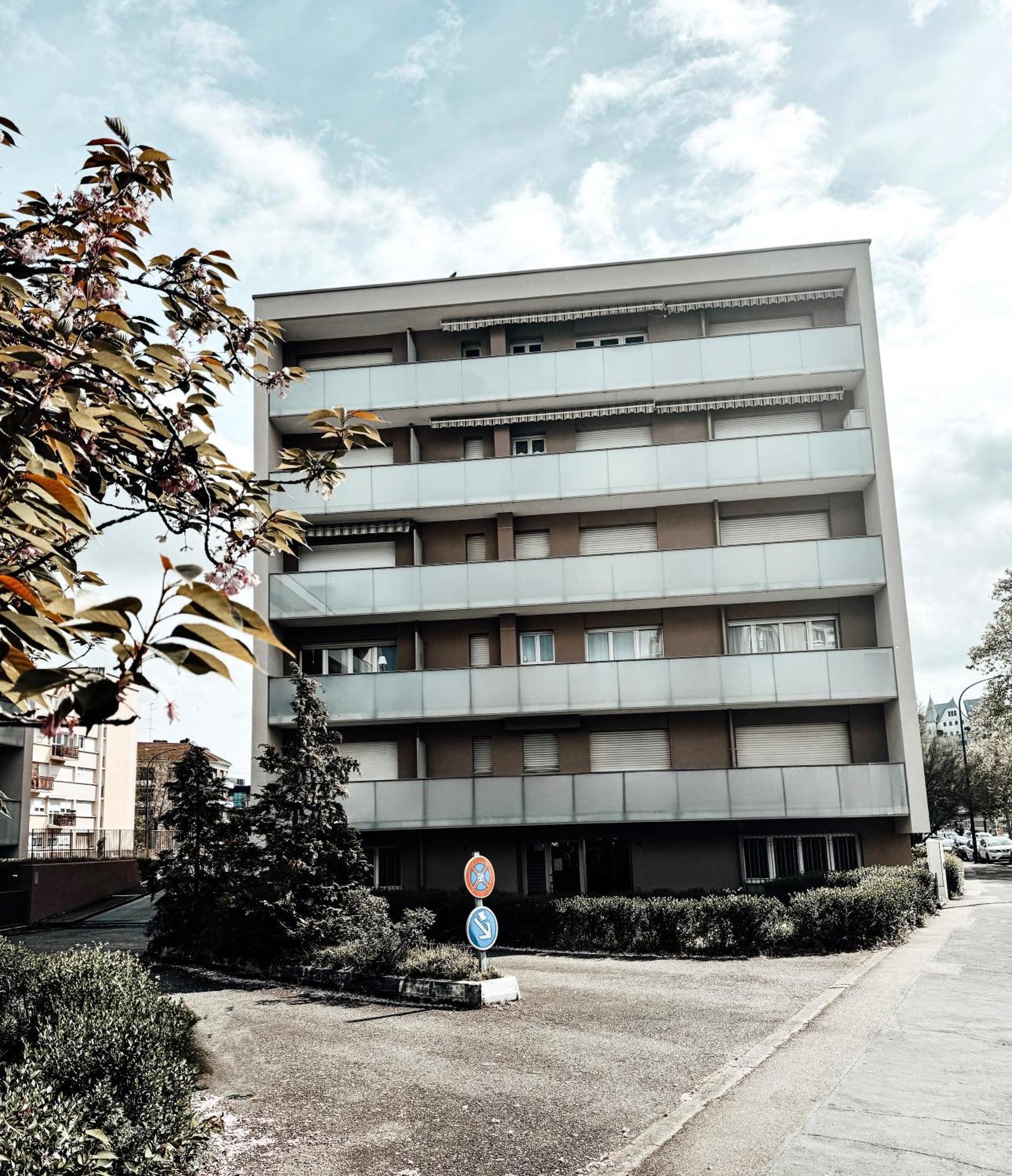 Le Cocon Blanc Metz - T2 - Parking Prive - Balcon - Nouvelle Ville, Gare Exterior foto